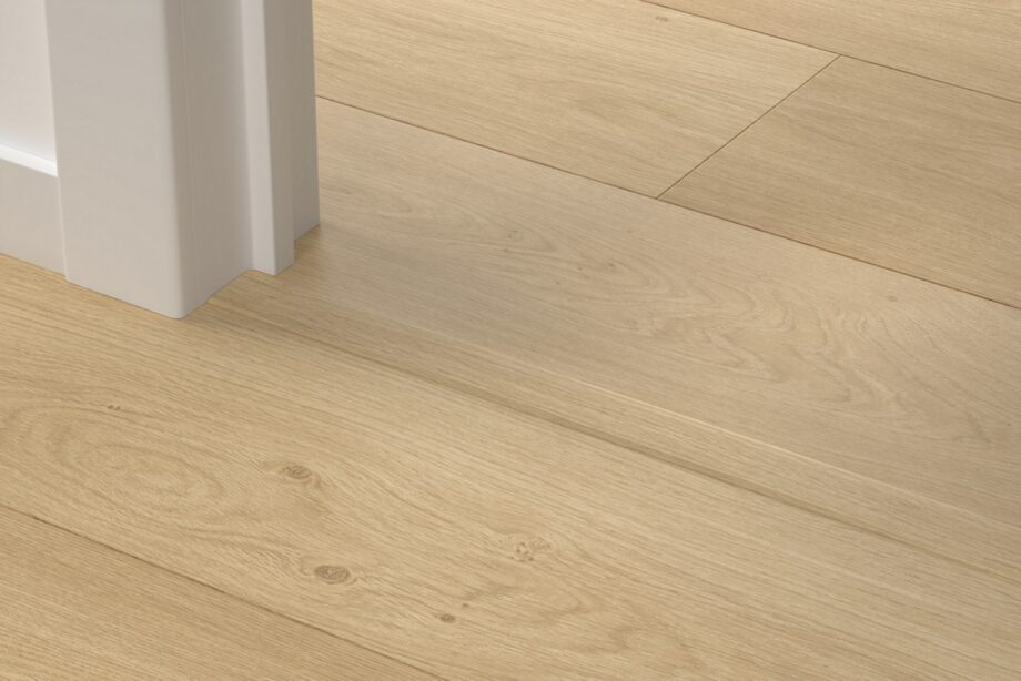 qsvincp40321-1 Incizo 5-in-1 Übergangsprofil Quick-Step Coast Oak Beige für Rigid-Vinyl (Alpha), 8x45x2000 mm