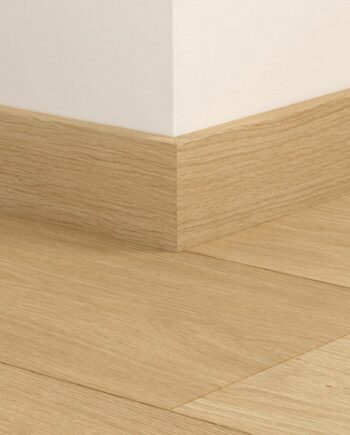 Sockelleiste Quick-Step Coast Oak Beige für LVT Vinylboden, wasserfest, 12x58x2400 mm