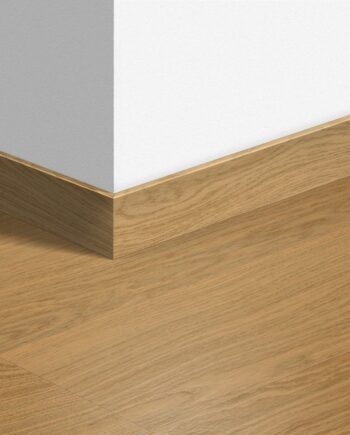 Sockelleiste Quick-Step Pure Oak Honey für LVT Vinylboden, wasserfest, 12x58x2400 mm