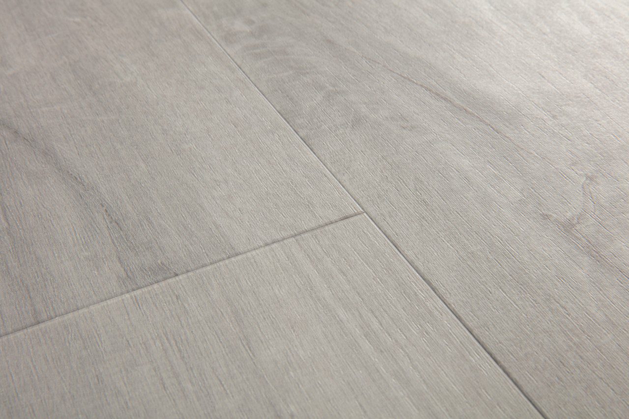 SPC Vinylboden Quick-Step cotton oak cold grey alpha medium Dielen, gefast